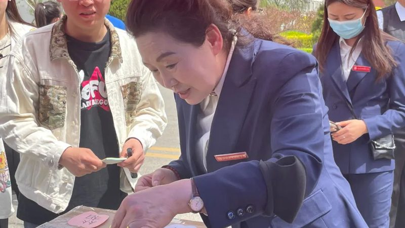 学术会议策划的优缺点与潜在风险解析